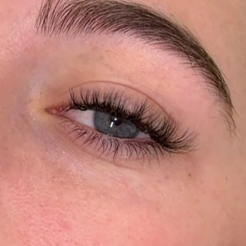 Classic Lash Extensions with custom package available